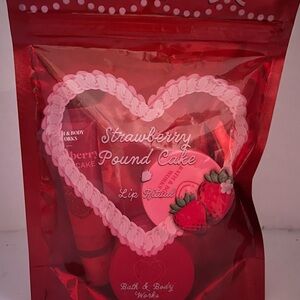 Bath and Body Lip Gift Set